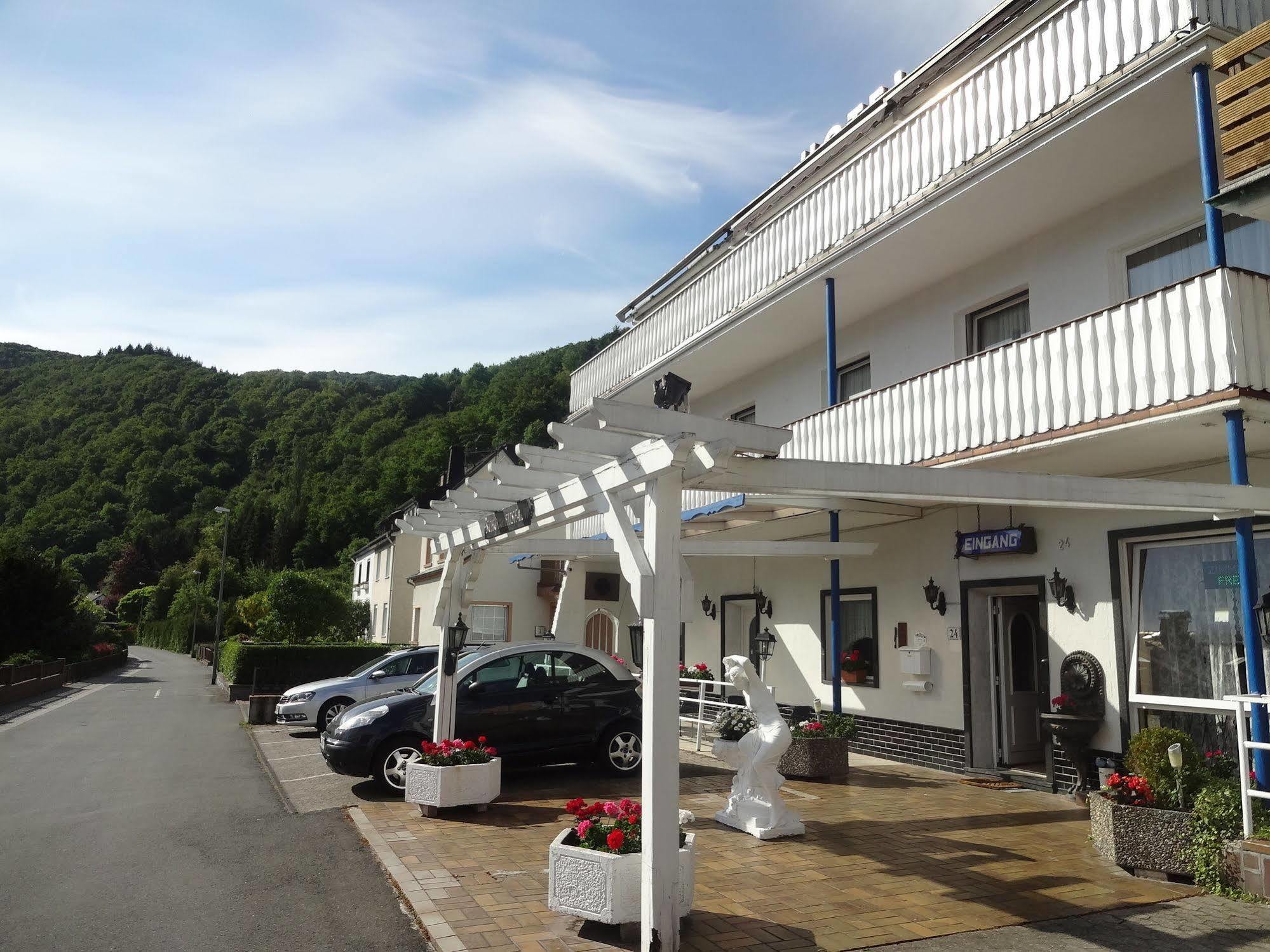 Star Hotel Fachbach Εξωτερικό φωτογραφία