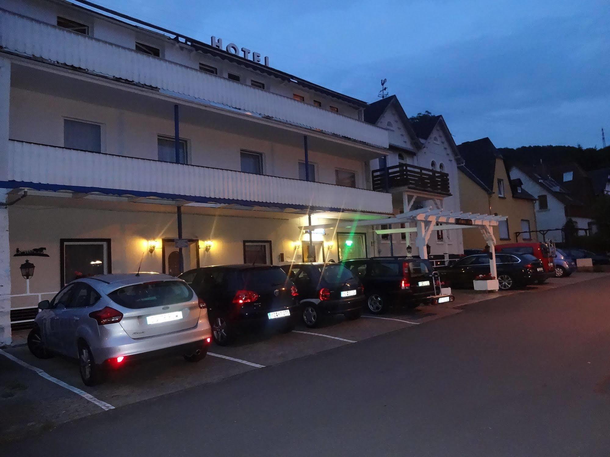 Star Hotel Fachbach Εξωτερικό φωτογραφία