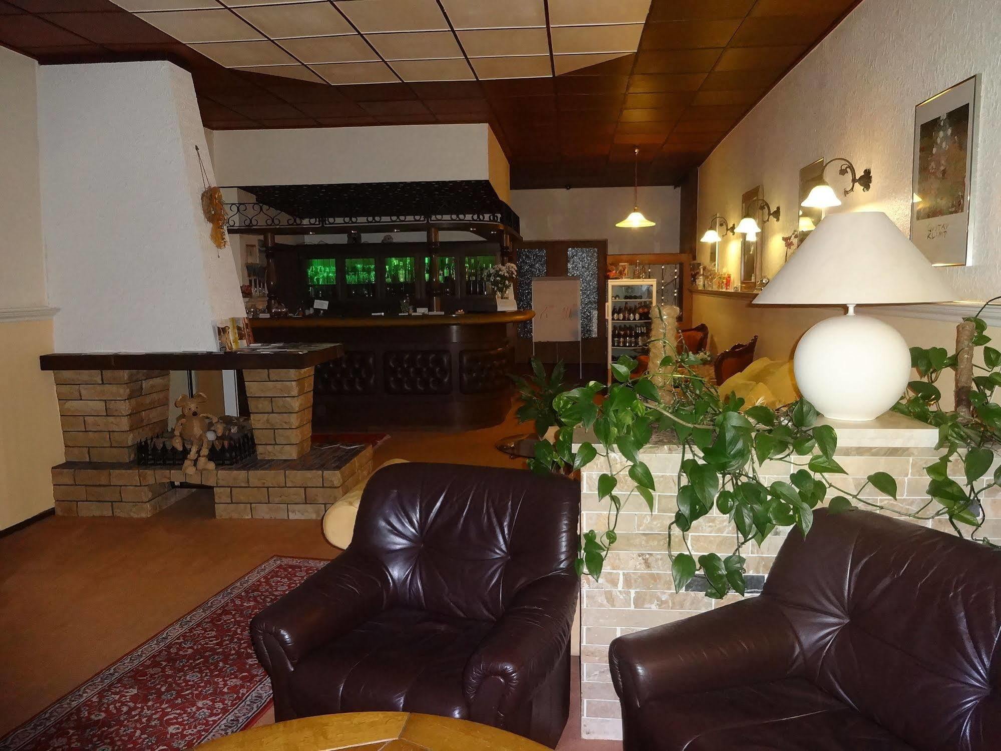 Star Hotel Fachbach Εξωτερικό φωτογραφία
